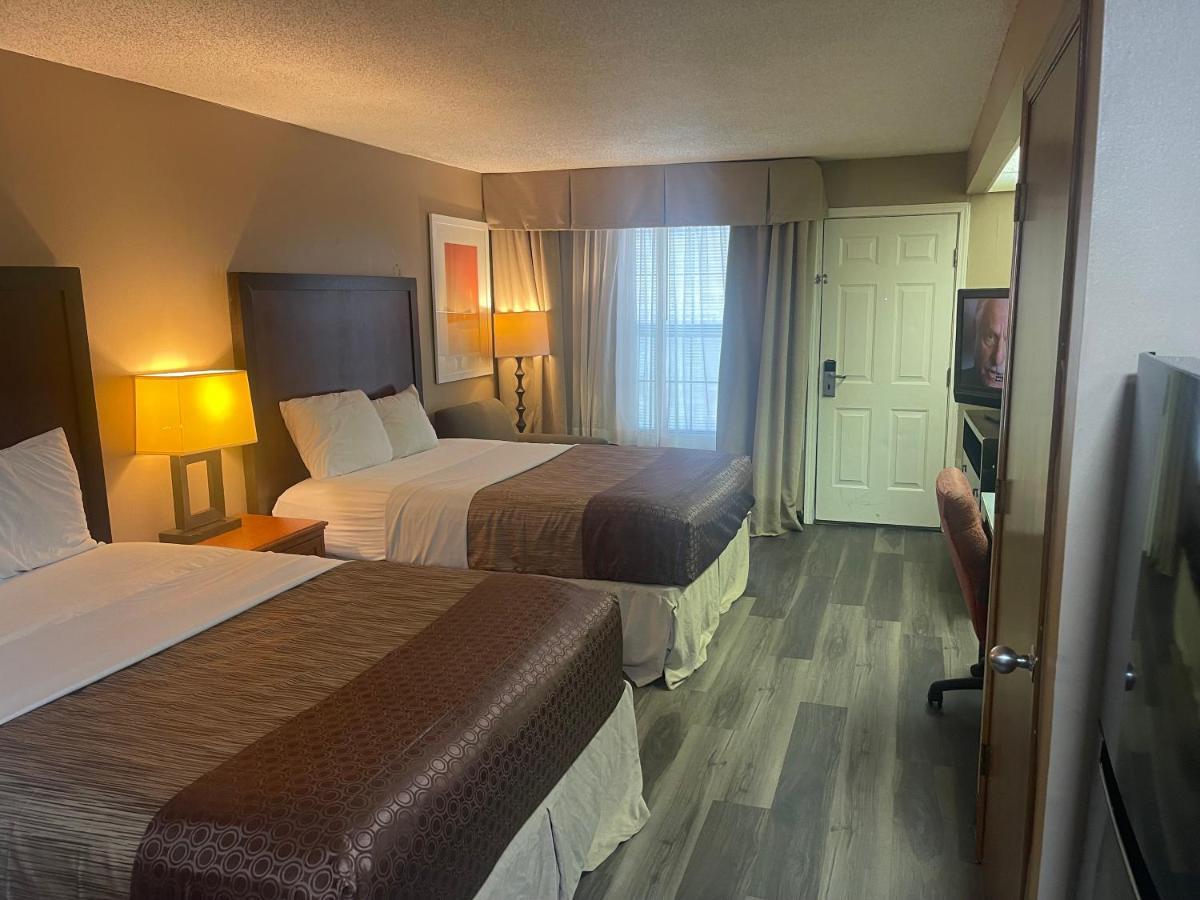 Hotel Del Sol - Pensacola Ferry Pass Экстерьер фото